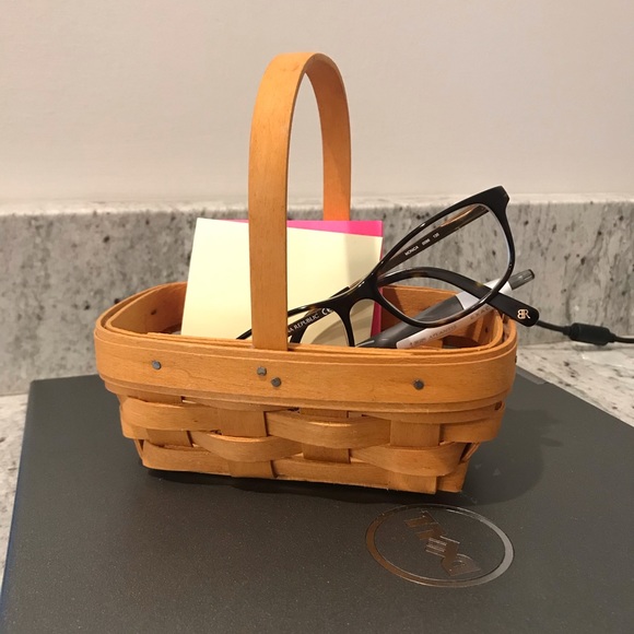 99 Longaberger small basket - Picture 1 of 4